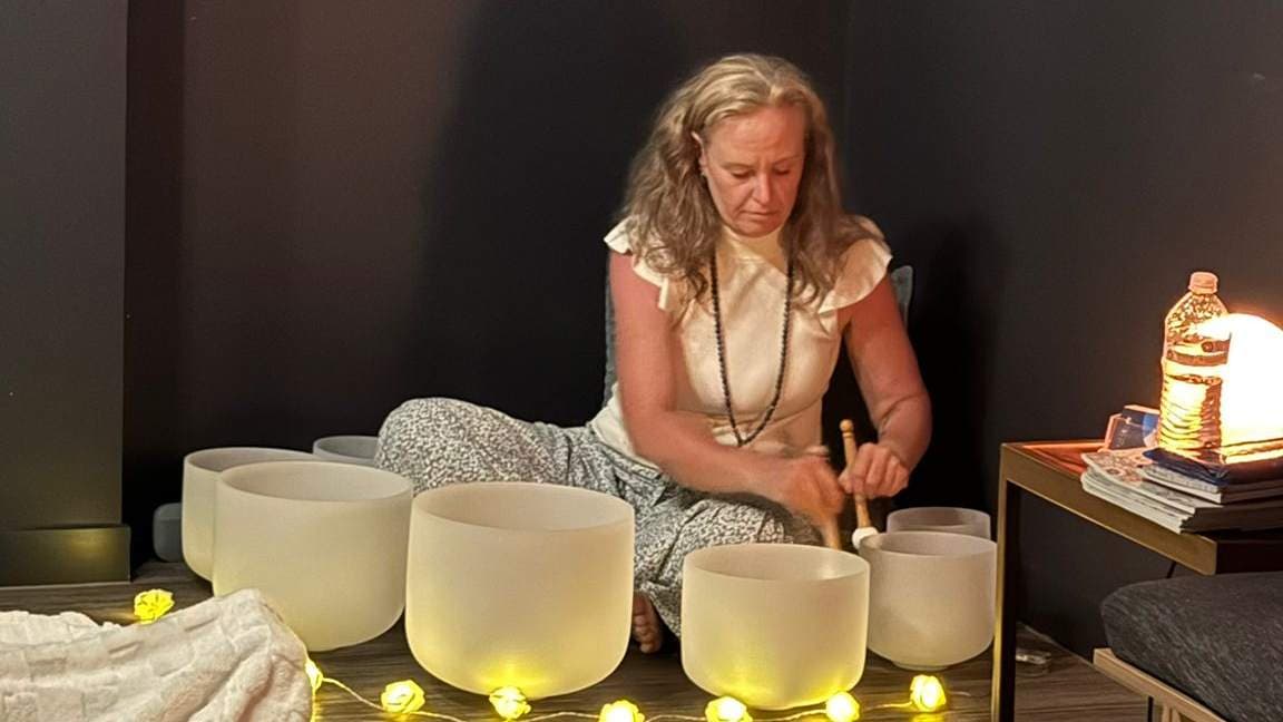 Crystal Bowls Group Sound Healing
