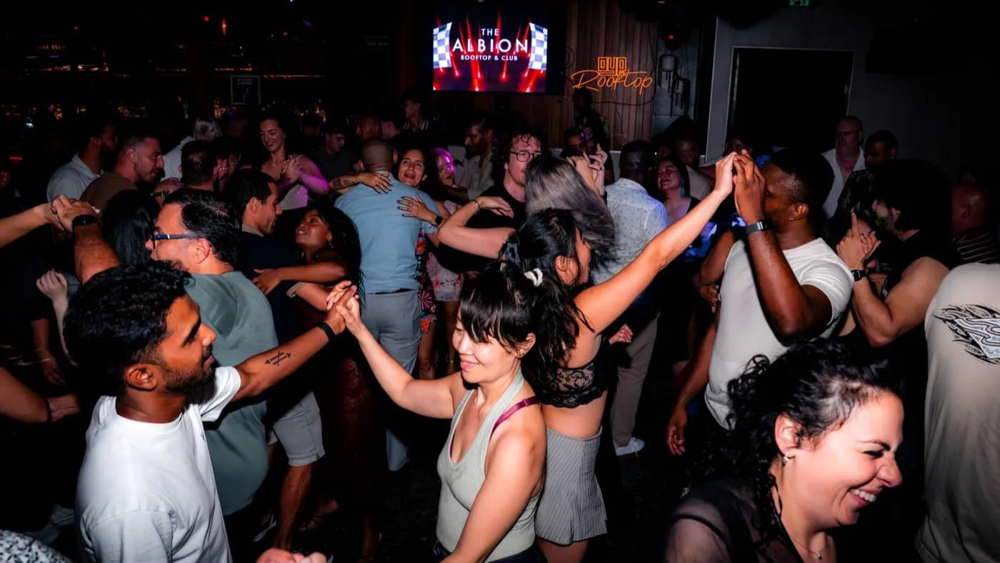 Postponed: East Asian Singles - Quick Bite and FREE Salsa & Bachata Class 💃🏻