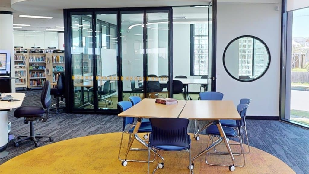 Play boardgames and cards at Chelsea Library