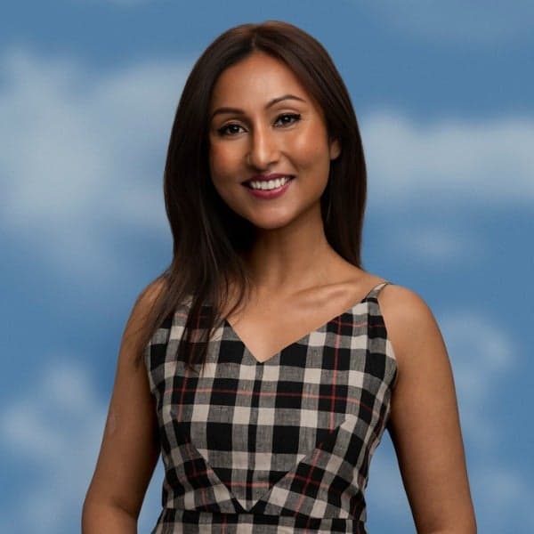 Urvi Majumdar - Miss!