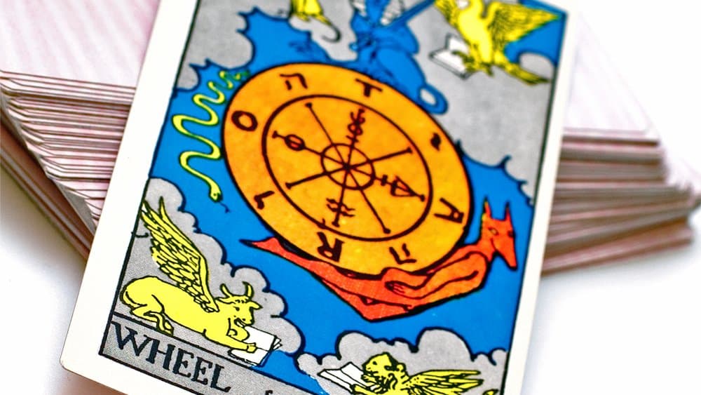 Tarot and Oracle - A Magical Pairing with Lulu Fletcher